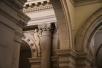 ornamentalny łukowate fragment, stary pałac, Ozdobna architektura kamienna, szczegółowe rzeźby, klasyczne kolumny, Elegancka architektura, kamienne rzeźby, historyczny budynek, detale architektoniczne, wnętrze pałacu, Dekoracyjne kolumny