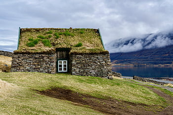 Historisk stenhus, græs tag, Skotufjordur, island, bjergrige landskab, fjorden, traditionel arkitektur, landlige scene, naturlige skønhed, sten konstruktion, naturskøn udsigt