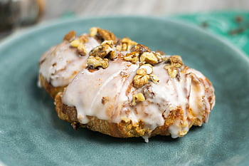 pastry, dessert, croissant, sweet, dough, food, calories
