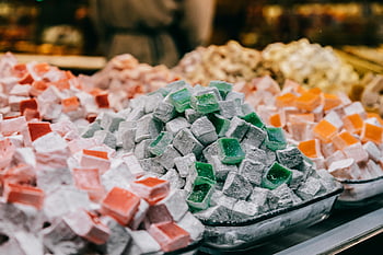 turecký med, nejrůznější kostky, práškového cukru, Istanbul Bazaar, Cukrové kostky škrobu, barevné sladkosti, Tradiční cukrovinka, Displej dezertu, cukrovinky, Sladké pochoutky, Turecké bonbóny