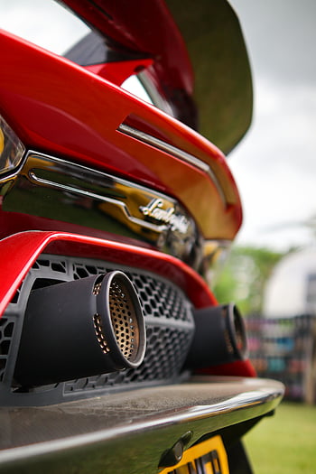 Lamborghini Aventador SVJ, design výfuku, dynamický detail, výrazný výfuk, sportovní auto, luxusní vozidlo, Vysoce výkonné auto, automobilový detail, fotografování automobilů, červené sportovní auto, výfuku