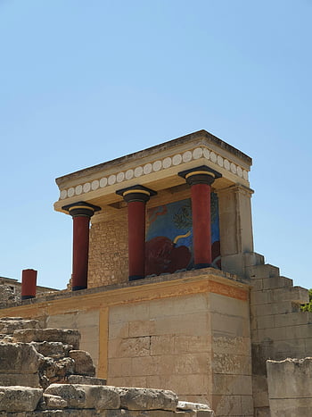 Knossos Palace, ruiny, Kréta, Řecko, sloupců, jasné modré nebe, nízký úhel pohledu, starověké architektury, historické místo, Minoanská civilizace, archeologické naleziště