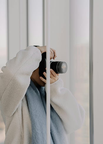 woman photographer, taking pictures, professional camera, indoors, Tokyo, Japan, woman taking picture, indoor photography, professional photography, female photographer, camera