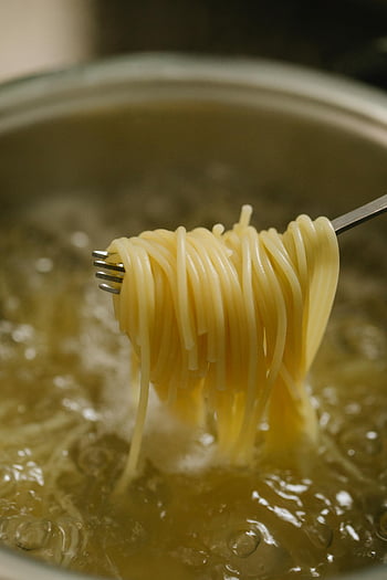 spaghetti, fork, boiling water, saucepan, cooking, kitchen, close-up, pasta, noodles, food preparation, culinary