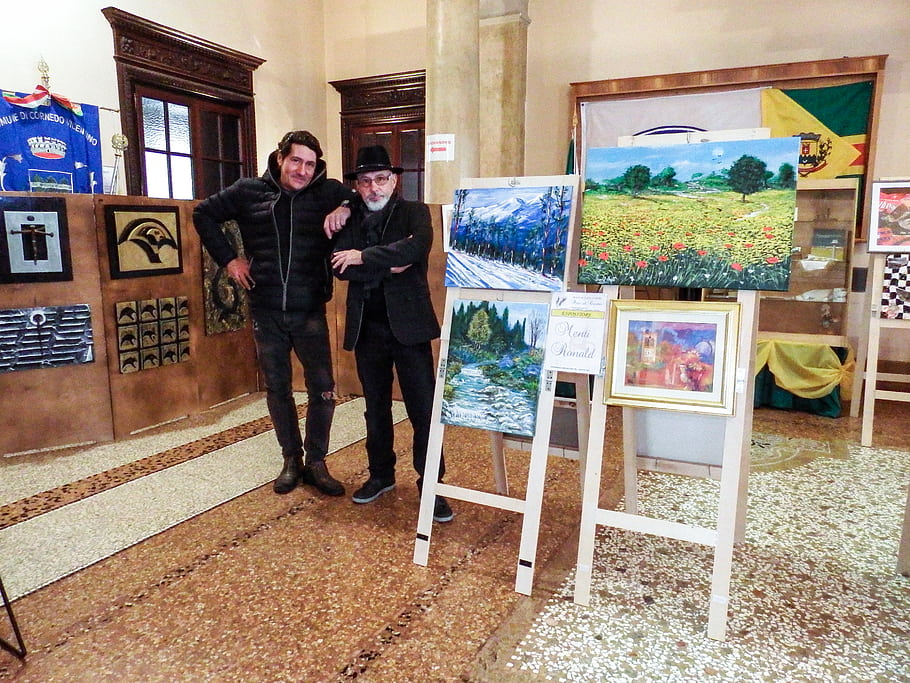 artists, Ronald Menti, Roberto Lacchin, collective, Town Hall, Cornedo Vicentino, paintings, exhibition, easels, indoor, art show