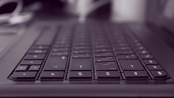 黒キーボード、 選択的ぼかし、 浅い被写界深度、 テクノロジーイメージ、 コンピュータキー、 フォーカス撮影、 クローズアップショット、 技術の背景、 黒い鍵、 キーボード詳細、 技術機器