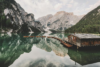 dřevěný dům, lodí, pragser wildsee jezero, Itálie, jezero braies, klidný, majestátní hory, dřevěné lodě, odraz, vysokohorský, scénický