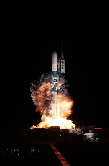 Space Shuttle, decollare, lancio del razzo, lancio notturno, Delta Rocket, usaf, aerospaziale, nasa, esplorazione dello spazio, trampolino di lancio, fiamme