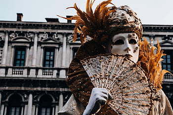 carnevale di Venezia, maschera veneziana, costume elegante, Costume veneziano, maschera di carnevale, Venezia, carnevale, maschera elegante, ventaglio veneziano, Costume tradizionale, festa veneziana