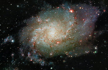 Galaxie M33, spirální galaxie, Kosmické barvy, Astronomický zázrak, noční obloha, Teleskopová fotografie, Závalná galaxie, Spirála M33, Kosmický obraz, Galaxy Exploration, Night Sky Wonder