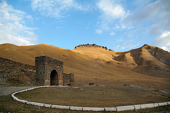 kirghizia, kyrgyzstan, tash Rabat, caravanserai, hostel, caravans, silk Road, safe Place
