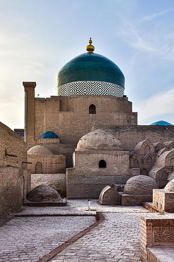 Pakhlavan Mahmud Mausoleum, Khiva, Uzbekistan, turquoise dome, iconic architecture, historic site, Central Asia, Islamic architecture, cultural landmark, ancient structure, mausoleum complex