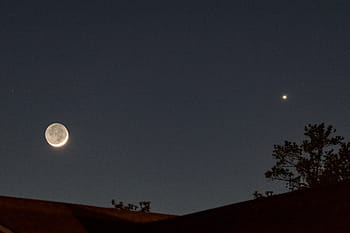 三日月、 金星、 夜空、 アースシャイン、 2018年、 150-600mm、 80日、 星、 木、 ルーフ、 風景