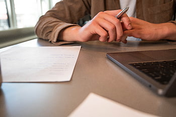 Laptop, Arbeiten, Entwickler, Designer, Geschäft, Schreibtisch, Büro, Gebäude, Mann, Computer, Tabelle
