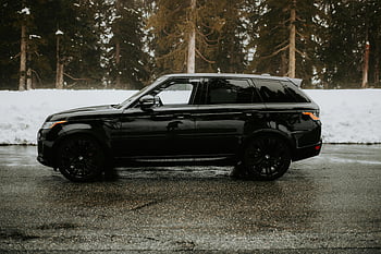 Black Range Rover, zasněžené lesní silnici, zimní, Stylové SUV, Automobilová elegance, černá suv, zasněžené silnici, zimní scény, lesní cesta, range rover, černé auto