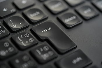 キーを入力してください、 閉じる、 黒キーボード、 詳細な写真、 モダンデザイン、 精度、 キーボードのEnterキー、 クローズアップ写真、 キーボードの詳細、 黒いエンターキー、 キーボードのクローズアップ