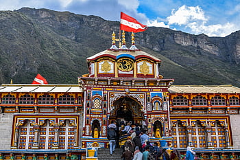 Kuil Shree Badrinath, India, peziarah, latar belakang pegunungan, tampilan yang semarak, arsitektur candi, Situs Keagamaan, tujuan perjalanan, tengara budaya, kuil hindu, pemandangan indah