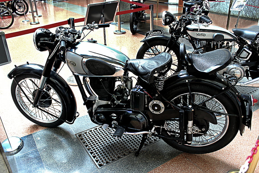 Norton ES2, motorcycle, vintage, 1950, classic, black, display, indoor, retro, engine, wheels