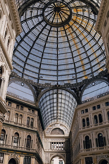 galleria vittorio emanuele ii, γυάλινη οροφή, περίπλοκη αρχιτεκτονική, εκπληκτικό ορόσημο, νάπολη ιταλία, ιστορικό κτίριο, θολωτή στέγη, διακοσμημένος σχεδιασμός, πολιτιστικής κληρονομιάς, τουριστικό αξιοθέατο, αρχιτεκτονικό θαύμα