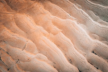 текстура на пясъчник, Въздушно улавяне, абстрактни пясъчни шарки, вълнообразни текстури, пустинна обстановка, едър план, пясъчник, пустинен пейзаж, естествени модели, пясъчни дюни, въздушна фотография