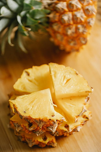 ananas, proaspata taie, felii suculente, placa de lemn, prospețime tropicală, Aranjament creativ, masa, fruct, o gustare sănătoasă, alimente de vară, vitamina C